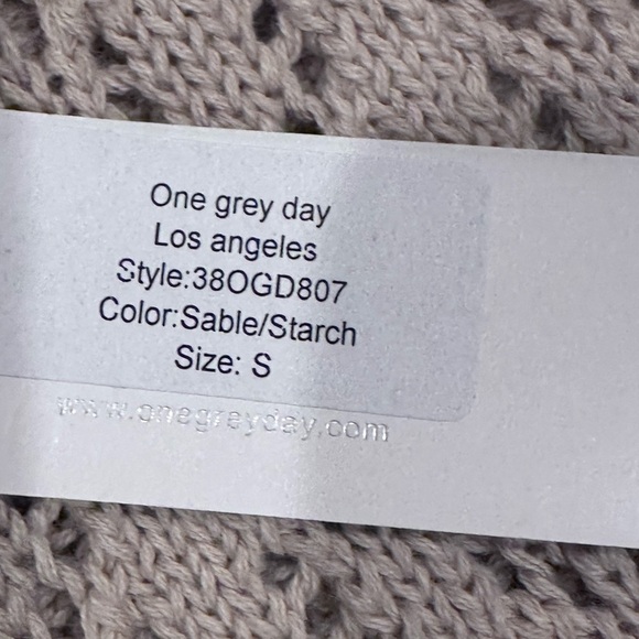NEW ONE GREY DAY LOS ANGELES WOMENS Elegant Sweater SMALL COLOR SABLE/STARCH - Picture 5 of 8